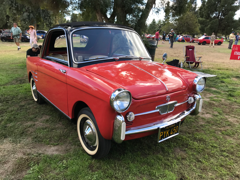 Autobianchi Bianchina! Autobianchi somehow made a Fiat 500 even cuter.